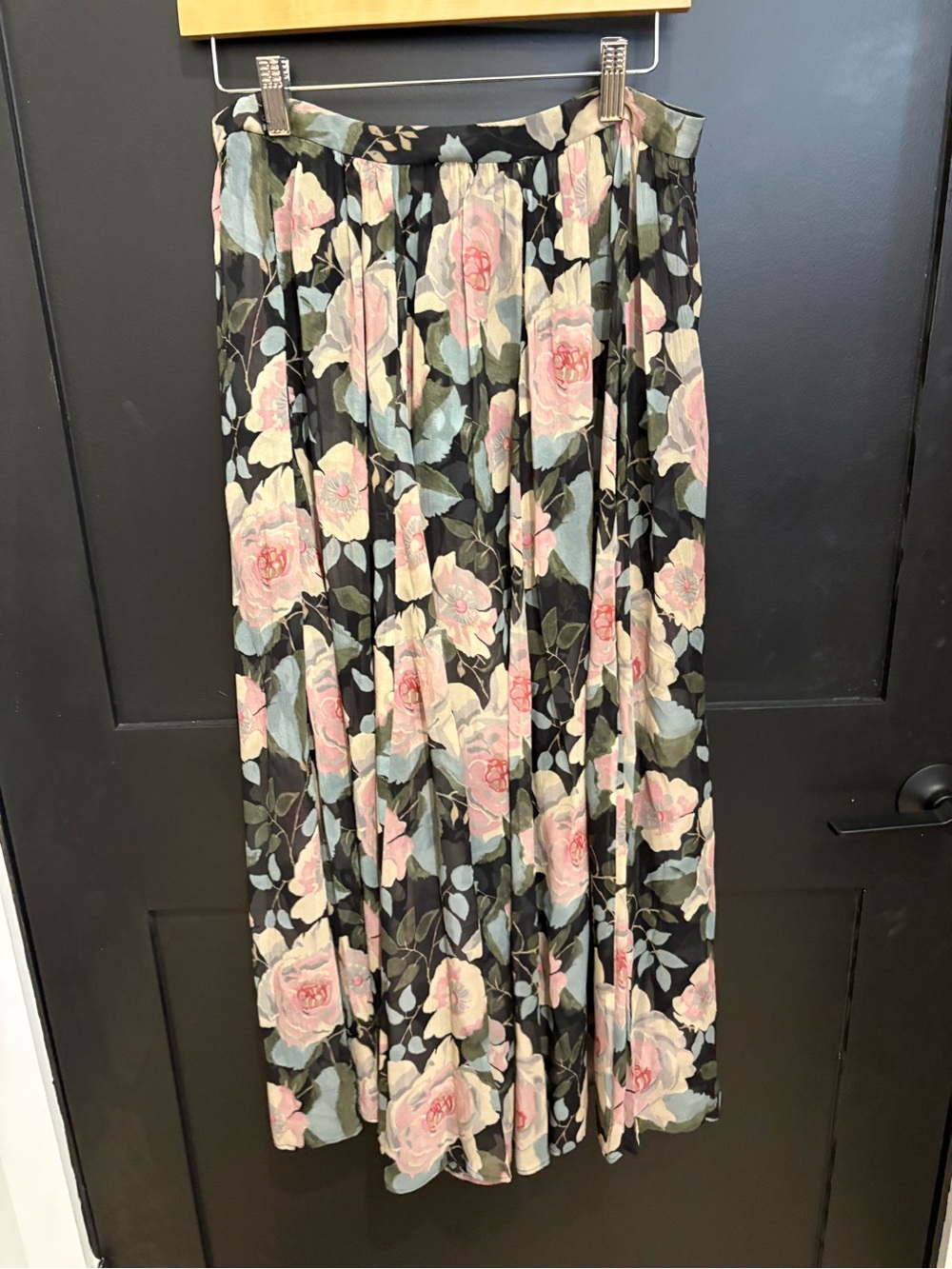 Doen Meadow Silk Skirt Size Medium NWT